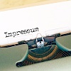 Abb. Blatt in einer Schreibmaschine