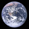 Abb. Erde aus dem Weltraum (C) NASA Abb. Erde aus dem Weltraum (C) NASA