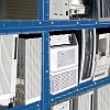 Abb. Gebrauchte Elektrogeräte in einem Lager